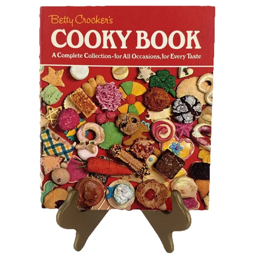 Vintage Betty Crocker's Cooky 1973 Spiral Binder Cookbook Cookies